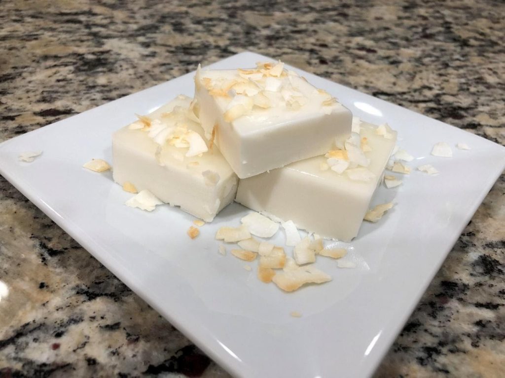 Món bánh dừa trứ danh Haupia.